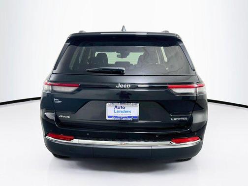 Diamond Black Crystal Pearlcoat 2023 Jeep Grand Cherokee Limited