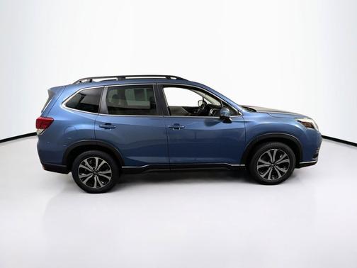 Horizon Blue Pearl 2023 Subaru Forester Limited