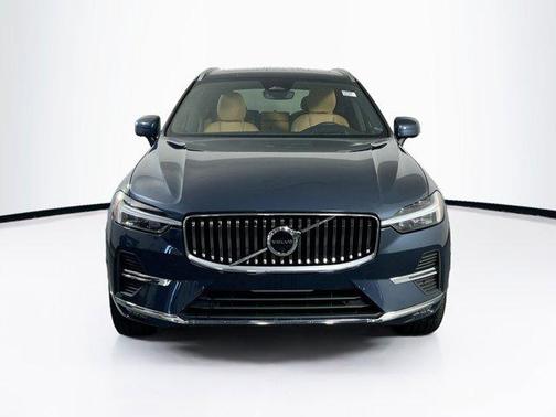 2022 Volvo XC60 B6 Inscription