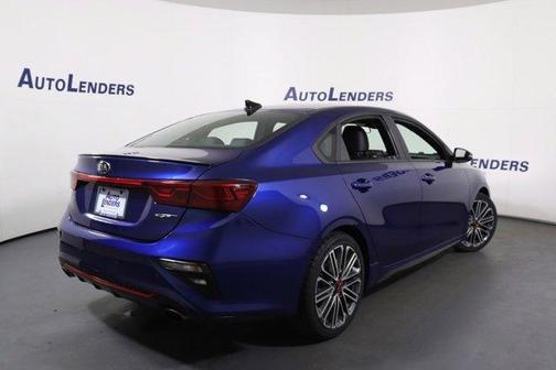 Photo 4 of 25 of 2020 Kia Forte GT