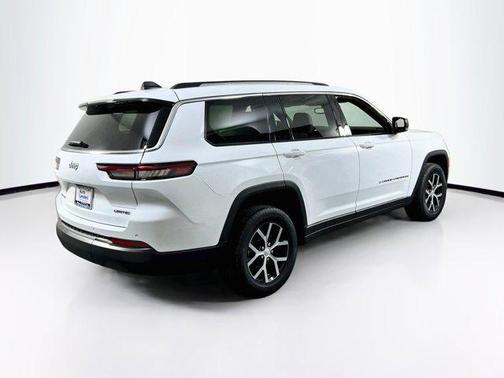 Bright White Clearcoat 2023 Jeep Grand Cherokee L Limited