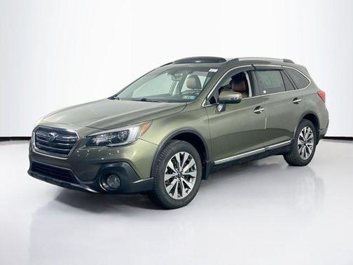 Wilderness Green Metallic 2018 Subaru Outback 2.5i Touring
