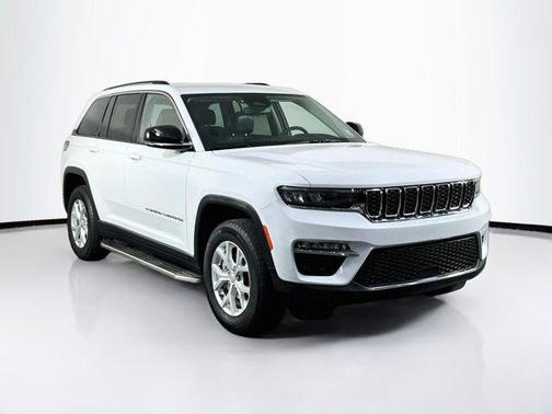 Bright White Clearcoat 2023 Jeep Grand Cherokee Limited