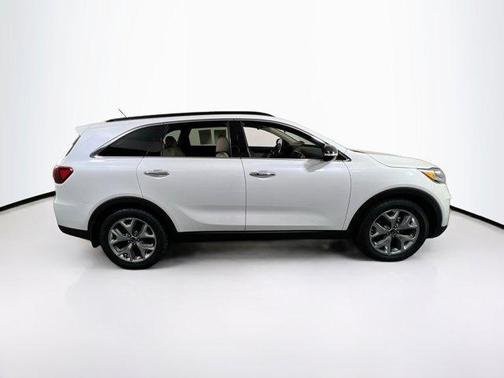 2020 Kia Sorento S