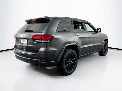 2021 Jeep Grand Cherokee Laredo