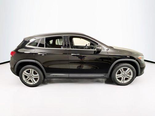 2021 Mercedes-Benz GLA 250 Base 4MATIC