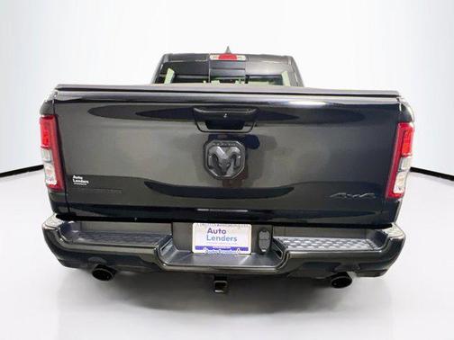 Diamond Black Crystal Pearlcoat 2023 RAM 1500 Big Horn/Lone Star