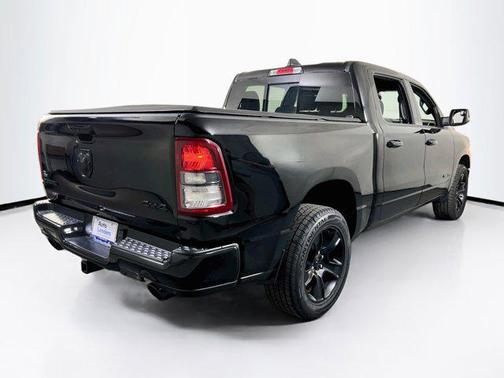Diamond Black Crystal Pearlcoat 2023 RAM 1500 Big Horn/Lone Star