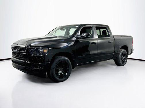 Diamond Black Crystal Pearlcoat 2023 RAM 1500 Big Horn/Lone Star