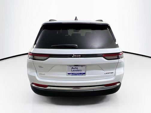 Bright White Clearcoat 2023 Jeep Grand Cherokee Limited