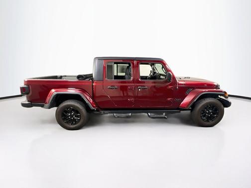 Snazzberry Pearlcoat 2021 Jeep Gladiator Sport S