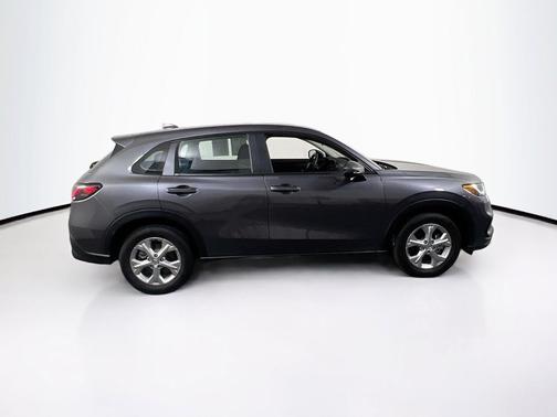 Modern Steel Metallic 2025 Honda HR-V LX