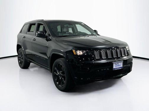 2022 Jeep Grand Cherokee Laredo