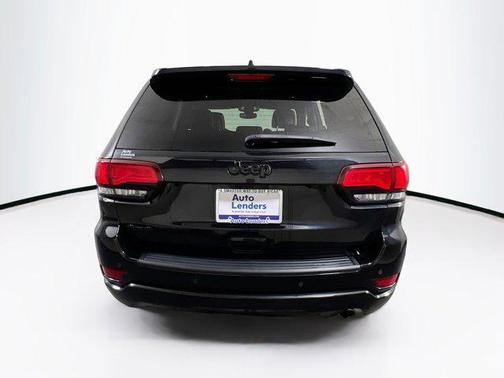 2022 Jeep Grand Cherokee Laredo