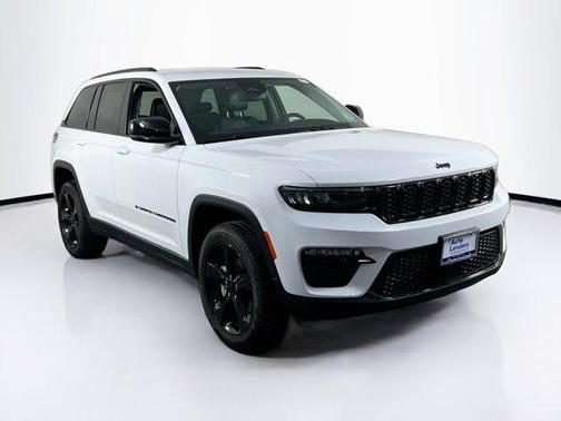 Bright White Clearcoat 2023 Jeep Grand Cherokee Limited