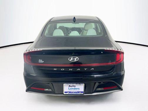 2023 Hyundai SONATA SE