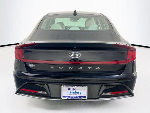 2022 Hyundai SONATA SE