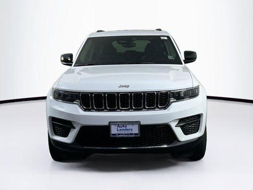 2023 Jeep Grand Cherokee Laredo