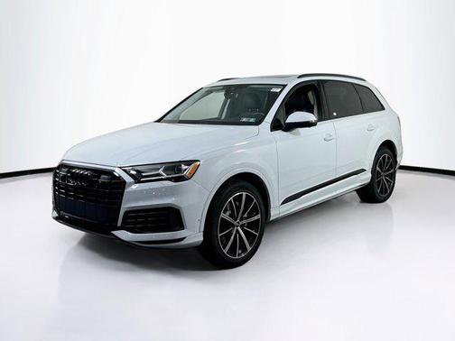 2023 Audi Q7 55 Premium Plus