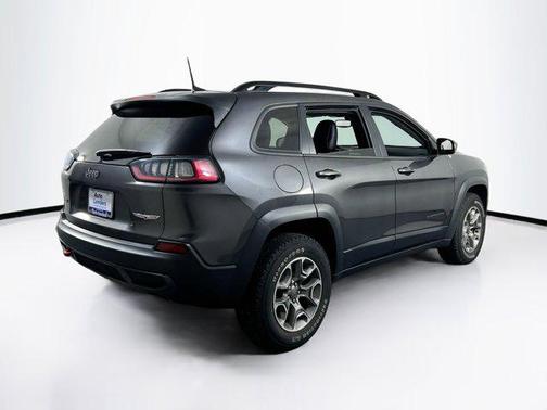 2022 Jeep Cherokee Trailhawk