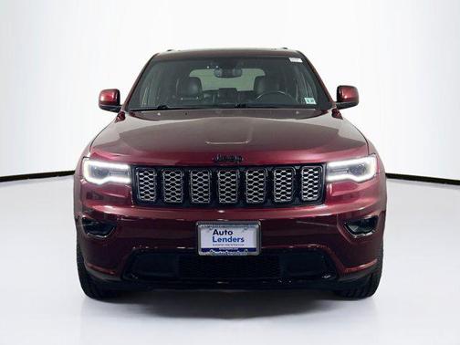 2022 Jeep Grand Cherokee Laredo