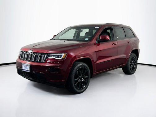 2022 Jeep Grand Cherokee Laredo