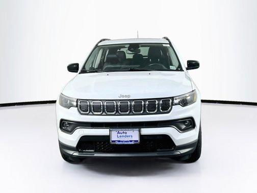 Bright White Clearcoat 2022 Jeep Compass Latitude Lux