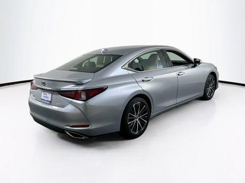 2025 Lexus ES 350 Base