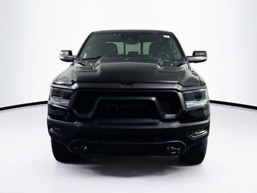 Diamond Black Crystal Pearlcoat 2022 RAM 1500 Rebel