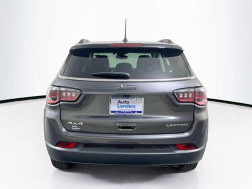 Granite Crystal Metallic Clearcoat 2022 Jeep Compass Limited