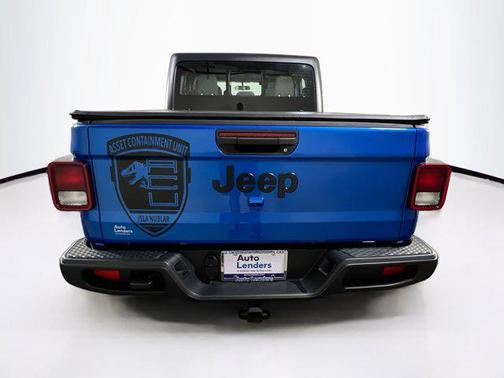 Hydro Blue Pearlcoat 2024 Jeep Gladiator Sport