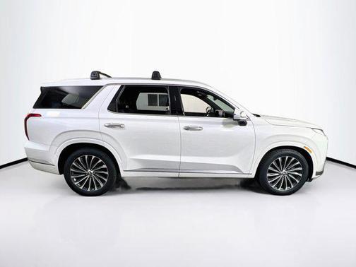 Hyper White 2023 Hyundai PALISADE Calligraphy