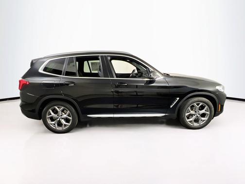 Black Sapphire Metallic 2022 BMW X3 xDrive30i