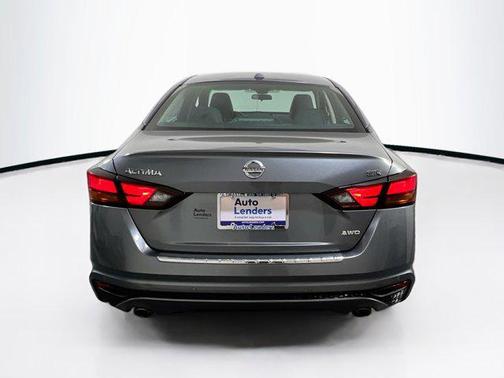 2021 Nissan Altima SR Intelligent AWD