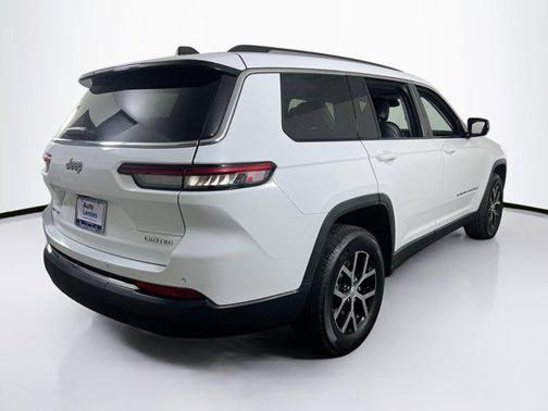 Bright White Clearcoat 2023 Jeep Grand Cherokee L Limited