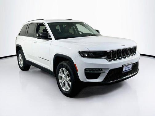 Bright White Clearcoat 2023 Jeep Grand Cherokee Limited