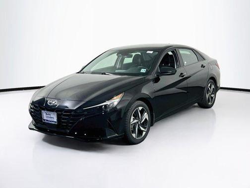 Onyx Black 2023 Hyundai ELANTRA SEL