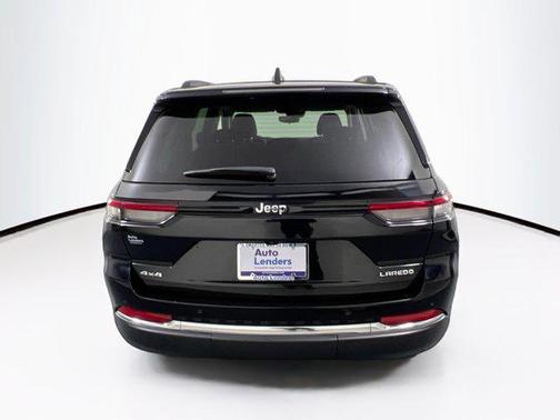 2023 Jeep Grand Cherokee Laredo