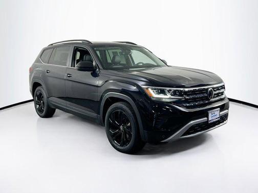 2022 Volkswagen Atlas 3.6L SE w/Technology
