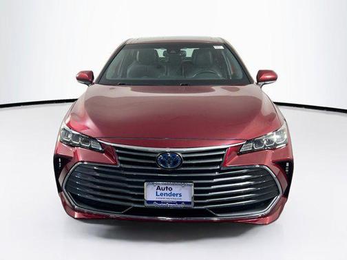 2021 Toyota Avalon Hybrid XLE