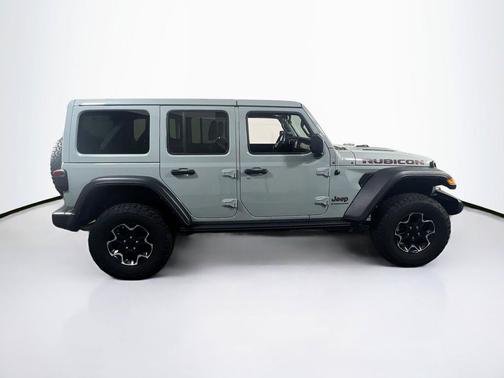 Earl Clearcoat 2023 Jeep Wrangler Rubicon