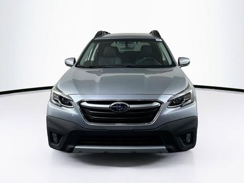 Ice Silver Metallic 2022 Subaru Outback Limited