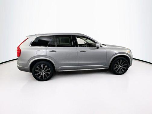 Silver Dawn Metallic 2023 Volvo XC90 B6 Core