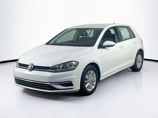 2018 Volkswagen Golf TSI S