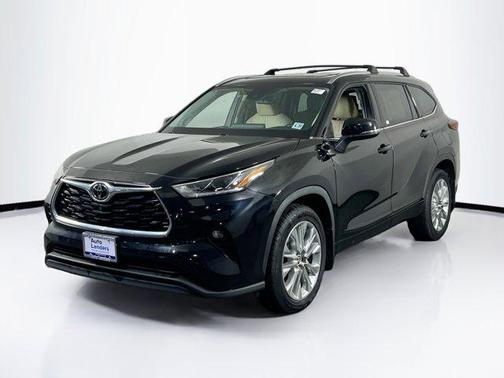 2022 Toyota Highlander Limited