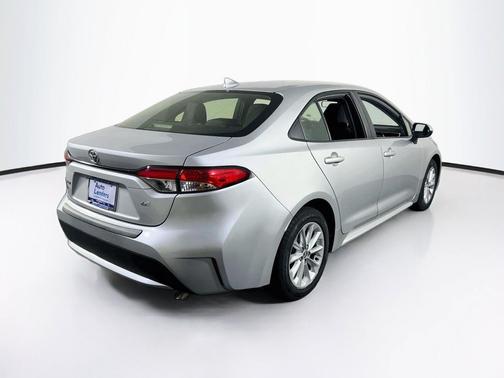 Classic Silver Metallic 2020 Toyota Corolla LE
