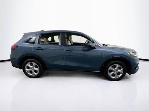 Nordic Forest Pearl 2025 Honda HR-V LX