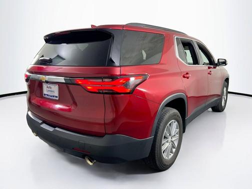 Radiant Red Tintcoat 2023 Chevrolet Traverse LT Cloth