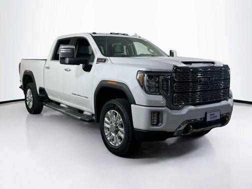 White Frost Tricoat 2022 GMC Sierra 2500 Denali