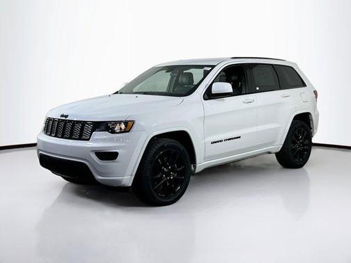 2021 Jeep Grand Cherokee Laredo